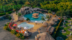 Hotel Parque Temático Químbayas